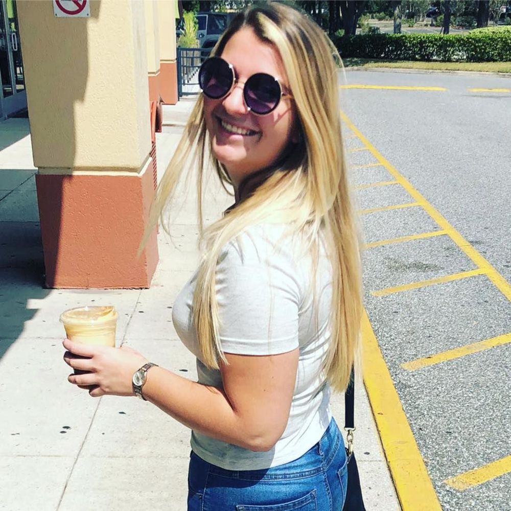 Meet your Posher, Stephanie